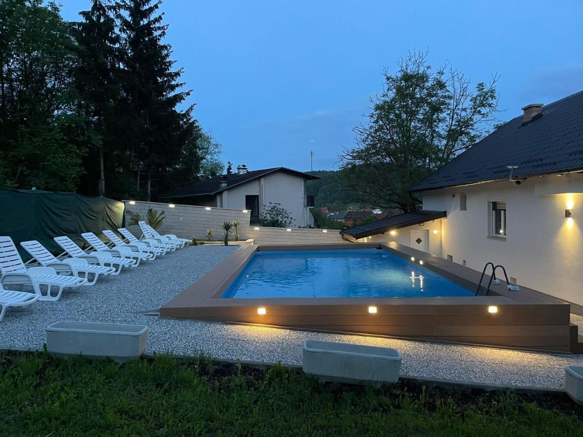 Vila S Bazenom Deluxe - Gti Zagreb